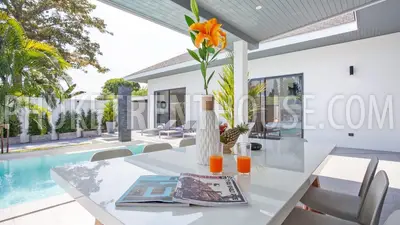 RAW21653: Modern pool villa in Rawai. Фото #10