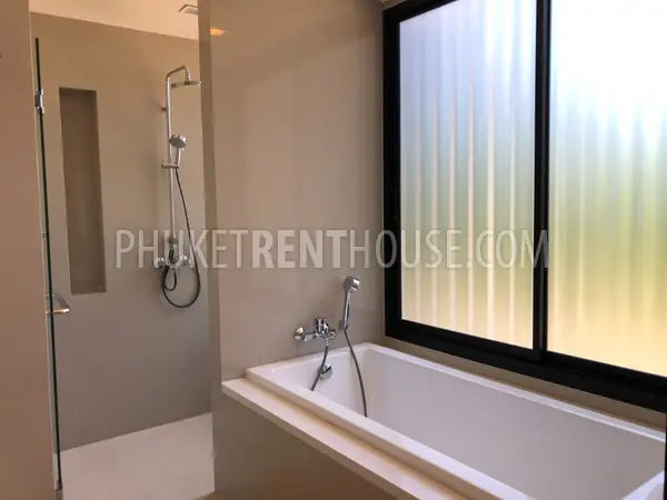 BAN21665: Modern Spacious Villa in Laguna. Фото #1