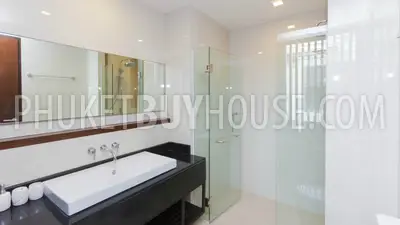 BAN3905: Modern townhome in Laguna, Phuket. Photo #16