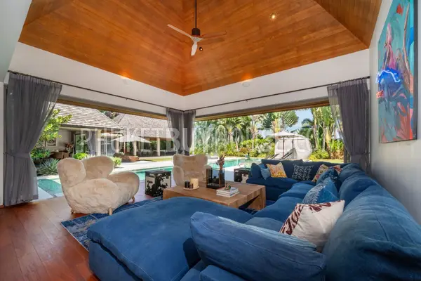 CHE23113: 4-Bedroom Luxury Pool Villa in Layan, Phuket. Photo #2