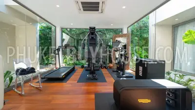 CHE23113: 4-Bedroom Luxury Pool Villa in Layan, Phuket. Photo #9