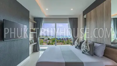 RAW23114: 1-Bedroom Deluxe Sea View Apartment in Rawai, Phuket. Photo #7
