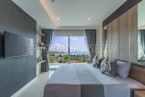 RAW23114: 1-Bedroom Deluxe Sea View Apartment in Rawai, Phuket. Photo #7