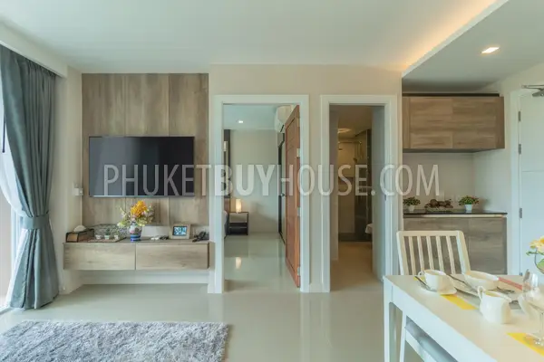RAW23114: 1-Bedroom Deluxe Sea View Apartment in Rawai, Phuket. Photo #11