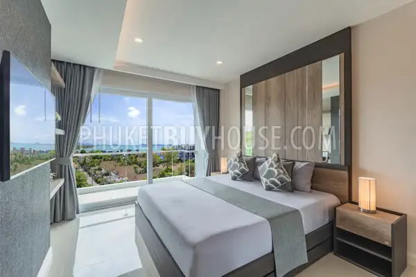 RAW23114: 1-Bedroom Deluxe Sea View Apartment in Rawai, Phuket. Photo #12