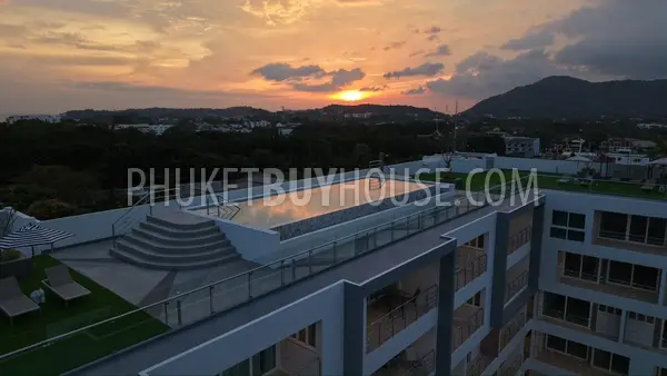 RAW23115: 2-Bedroom Deluxe Sea View Apartment in Rawai, Phuket. Photo #14