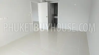 RAW23115: 2-Bedroom Deluxe Sea View Apartment in Rawai, Phuket. Photo #32