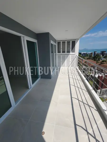RAW23115: 2-Bedroom Deluxe Sea View Apartment in Rawai, Phuket. Photo #34