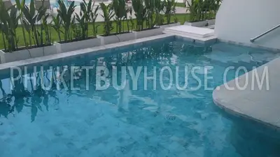 RAW23116: 2-Bedroom Duplex with Private Pool in Rawai, Phuket. Photo #5