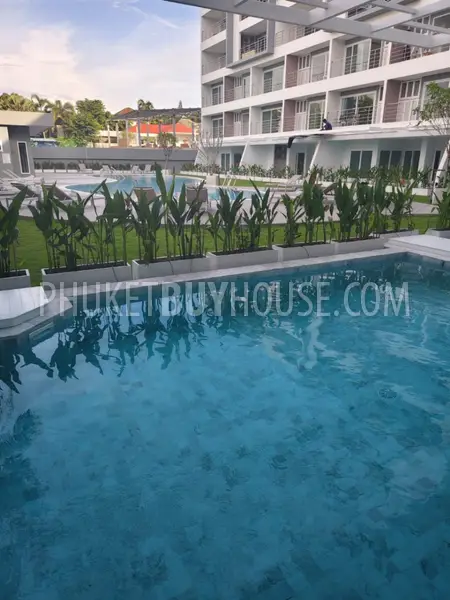 RAW23116: 2-Bedroom Duplex with Private Pool in Rawai, Phuket. Photo #6