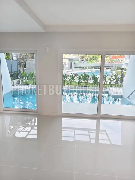 RAW23116: 2-Bedroom Duplex with Private Pool in Rawai, Phuket. Photo #11
