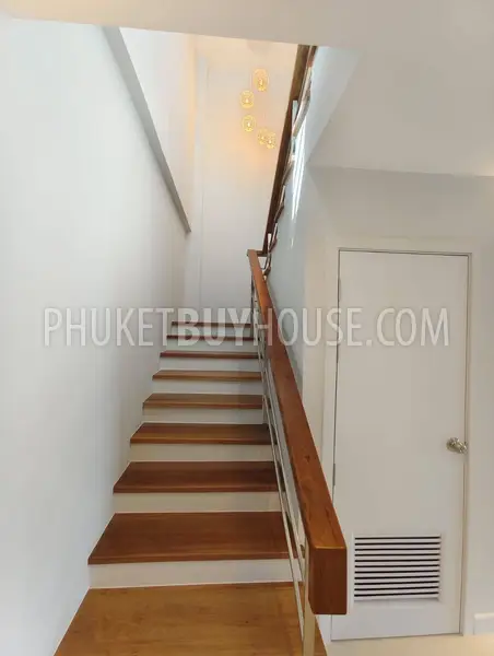 RAW23116: 2-Bedroom Duplex with Private Pool in Rawai, Phuket. Photo #25