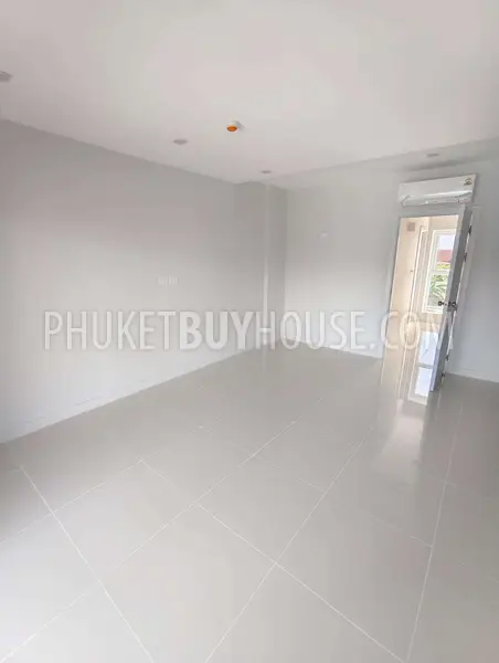 RAW23116: 2-Bedroom Duplex with Private Pool in Rawai, Phuket. Photo #17