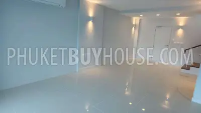 RAW23116: 2-Bedroom Duplex with Private Pool in Rawai, Phuket. Photo #18
