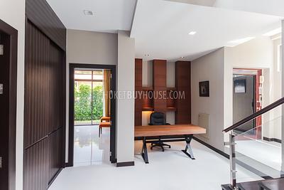 RAW3918: Seaview 3 bedrooms villa in RAWAI. Photo #7