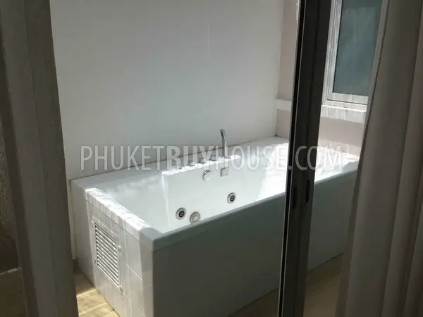 TAL3920: Duplex Twin House for sale, Thalang. Photo #9