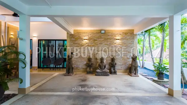 RAW23131: 3-Bedroom Sea View Villa with Infinity Pool in Rawai, Phuket. Photo #56