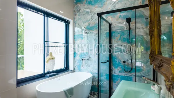 RAW23131: 3-Bedroom Sea View Villa with Infinity Pool in Rawai, Phuket. Photo #18