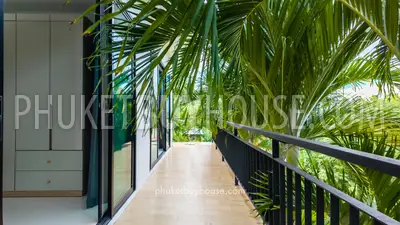 RAW23131: 3-Bedroom Sea View Villa with Infinity Pool in Rawai, Phuket. Photo #25