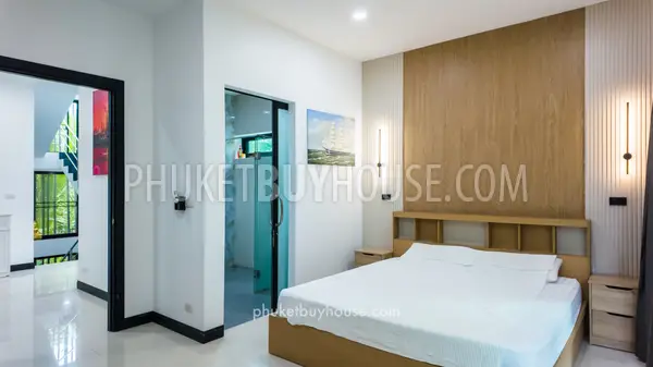 RAW23131: 3-Bedroom Sea View Villa with Infinity Pool in Rawai, Phuket. Photo #27