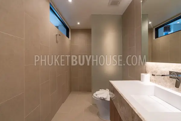 BAN23132: 2-Bedroom Beach-Ready Apartment in Bang Tao, Phuket. Photo #14