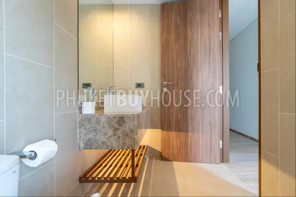 BAN23132: 2-Bedroom Beach-Ready Apartment in Bang Tao, Phuket. Photo #18