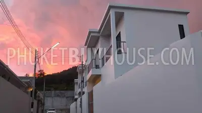 NAI23134: 3 Detached 2-Bedroom Pool Villas on One Plot, Nai Harn. 照片 #3