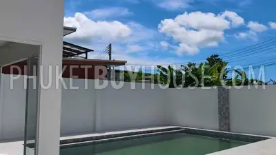 NAI23135: 2-Bedroom Villa with Large Private Pool in Nai Harn, Phuket. Photo #3