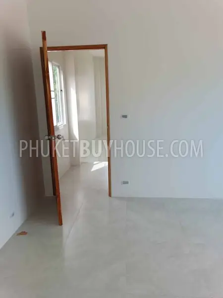 NAI23135: 2-Bedroom Villa with Large Private Pool in Nai Harn, Phuket. Photo #18