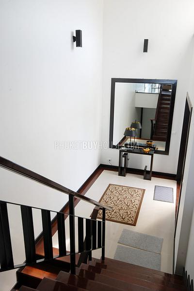 PAT875: Patong Luxury 4 bed Villa (Sea-View). Photo #8