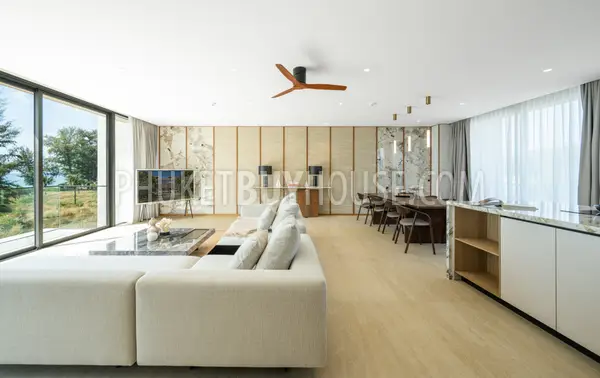 LAG7220: 3+1 Bedroom Beachfront Villa in Bang Tao. Photo #7