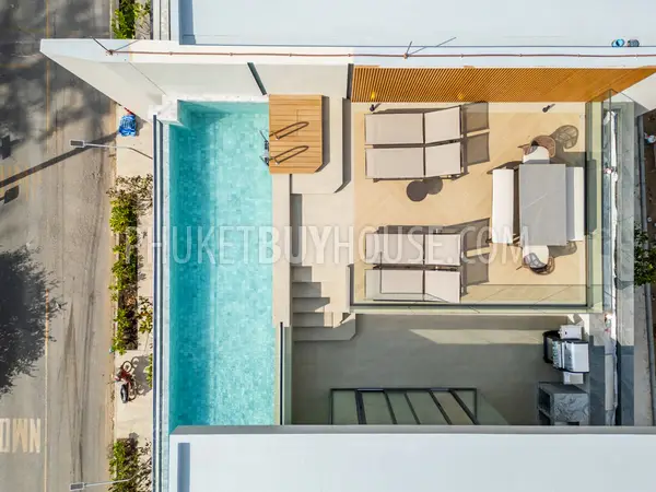 LAG7220: 3+1 Bedroom Beachfront Villa in Bang Tao. Photo #21