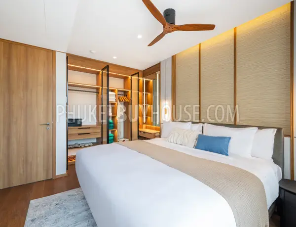LAG7220: 3+1 Bedroom Beachfront Villa in Bang Tao. Photo #15