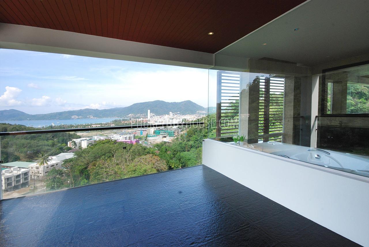 PAT875: Patong Luxury 4 bed Villa (Sea-View). Photo #9