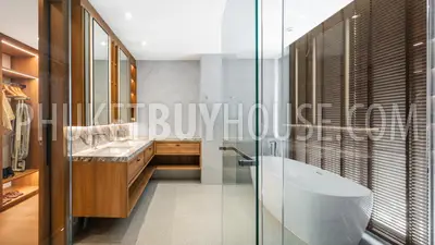 LAG7220: 3+1 Bedroom Beachfront Villa in Bang Tao. Photo #14