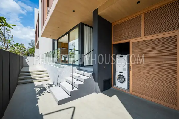 LAG7220: 3+1 Bedroom Beachfront Villa in Bang Tao. Photo #1