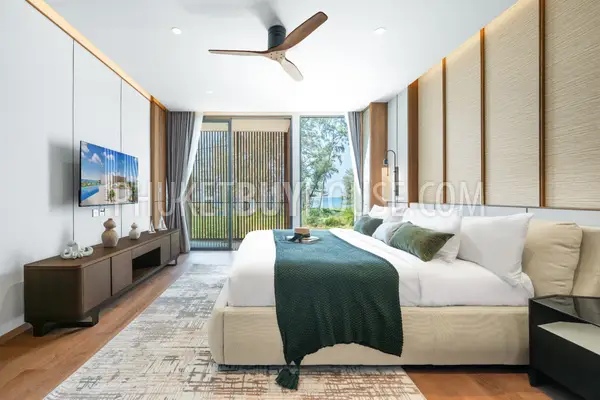 LAG7220: 3+1 Bedroom Beachfront Villa in Bang Tao. Photo #28
