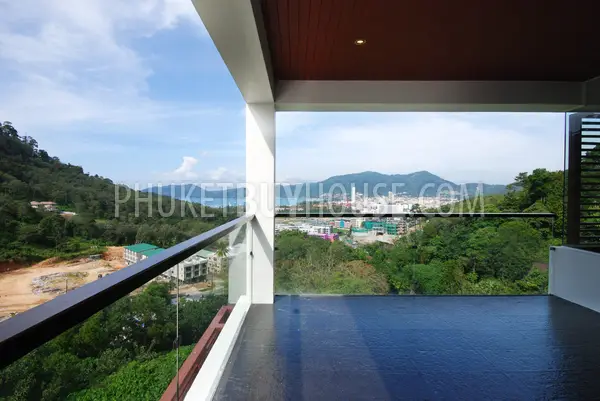 PAT875: Patong Luxury 4 bed Villa (Sea-View). Photo #10