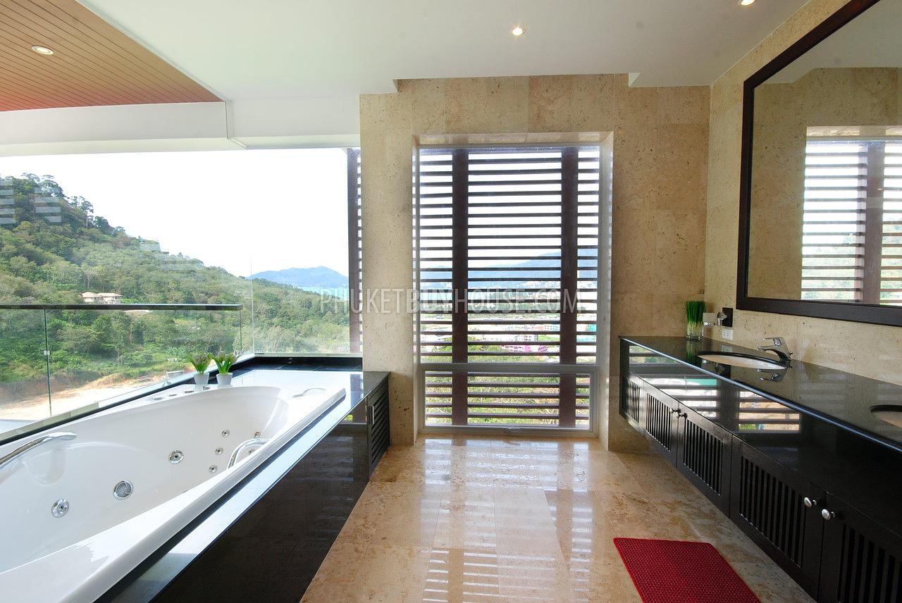 PAT875: Patong Luxury 4 bed Villa (Sea-View). Фото #11
