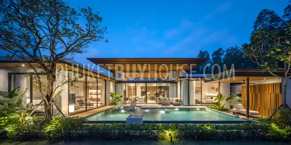 CHE22058: Inviting 3 Bedroom Villa for Sale Near Bang Tao Beach. Photo #1