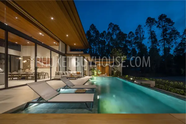 CHE22058: Inviting 3 Bedroom Villa for Sale Near Bang Tao Beach. Photo #10