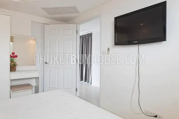 KAT23093: 1-Bedroom Ocean & Mountain View Apartment in Kata, Phuket. Photo #6