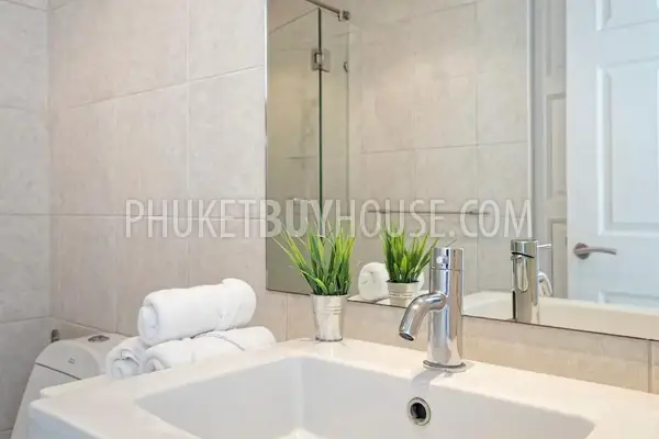 KAT23093: 1-Bedroom Ocean & Mountain View Apartment in Kata, Phuket. Photo #11
