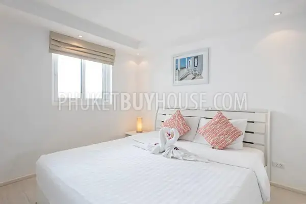 KAT23093: 1-Bedroom Ocean & Mountain View Apartment in Kata, Phuket. Photo #12