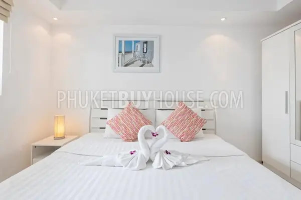 KAT23093: 1-Bedroom Ocean & Mountain View Apartment in Kata, Phuket. Photo #16