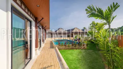 RAW23101: 3-bedroom villa for rent in a family-run resort in Rawai, Phuket