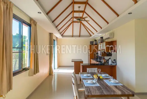 RAW23101: 3-bedroom villa for rent in a family-run resort in Rawai, Phuket. Photo #6