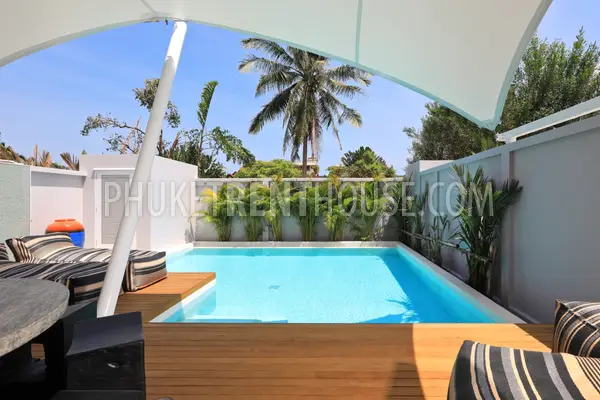 RAW23102: 4-bedroom villa for rent on a quiet hill in Rawai, Phuket. Photo #13