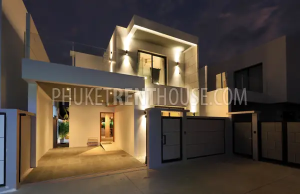 RAW23102: 4-bedroom villa for rent on a quiet hill in Rawai, Phuket. Photo #9