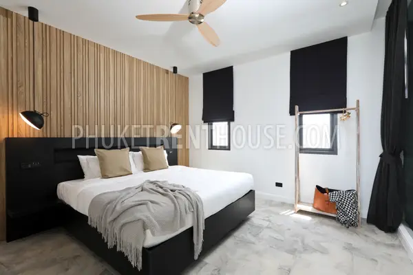 RAW23102: 4-bedroom villa for rent on a quiet hill in Rawai, Phuket. Photo #17